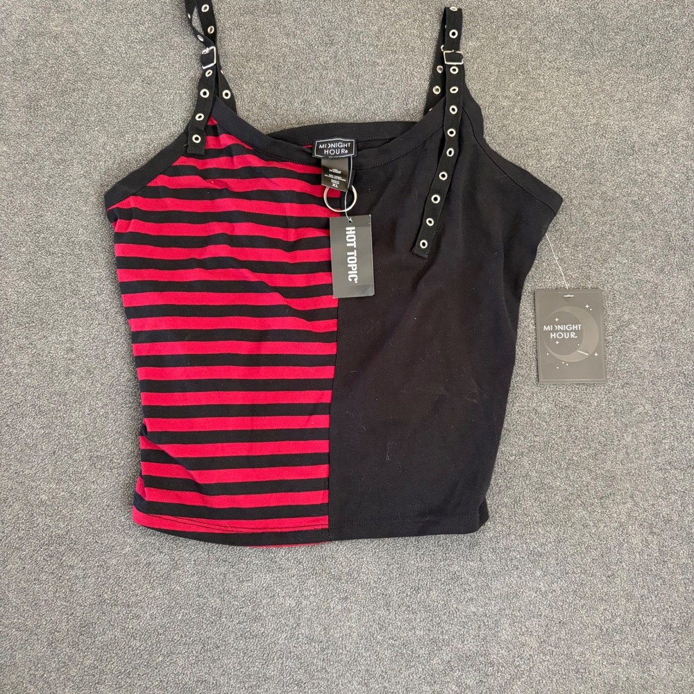 Midnight Hour Cami Top Women XL Black Red Striped Goth Grommet O-Ring Hot Topic